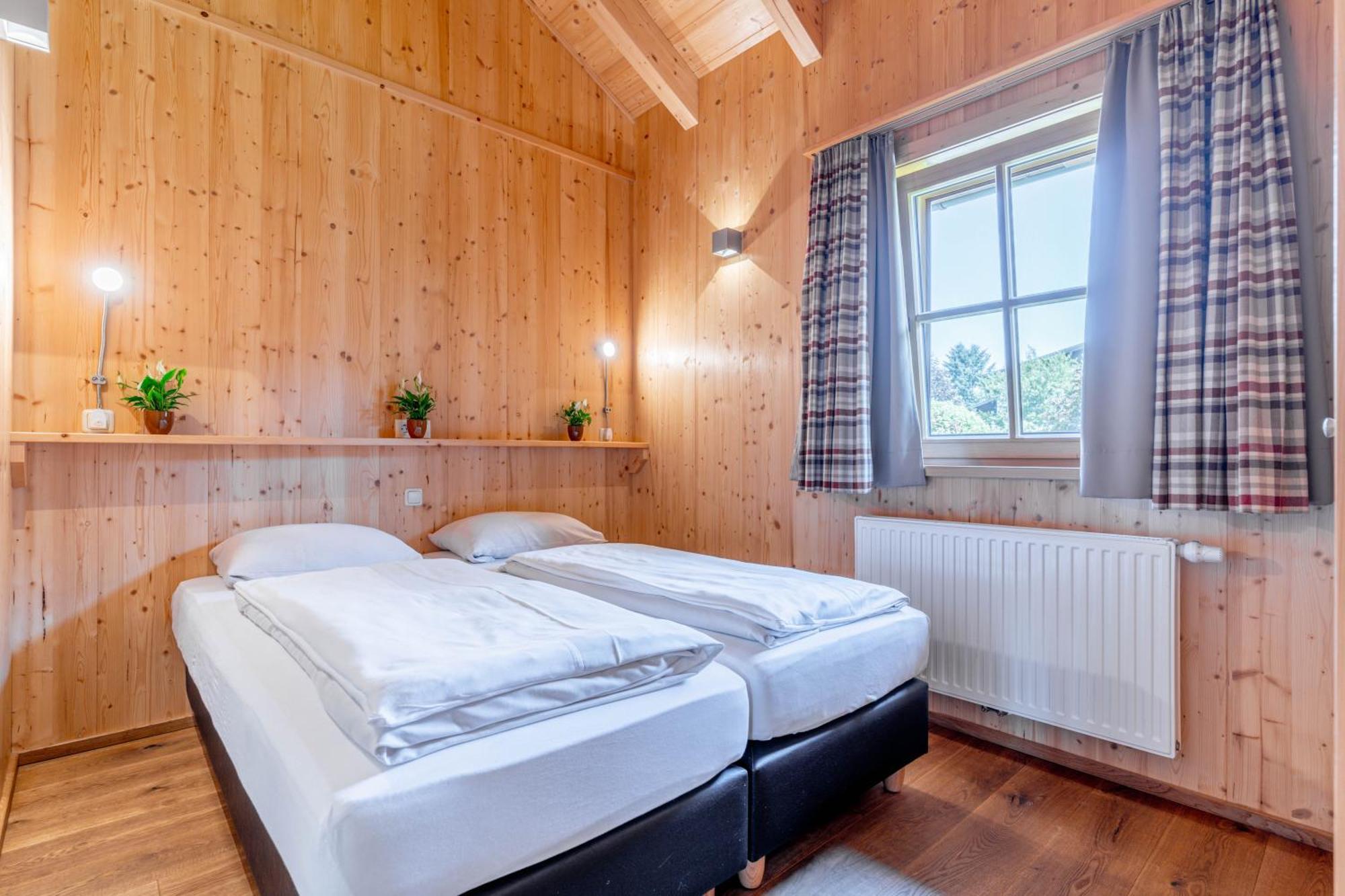 Chaletdorf Zellersee 마이스호펜 외부 사진