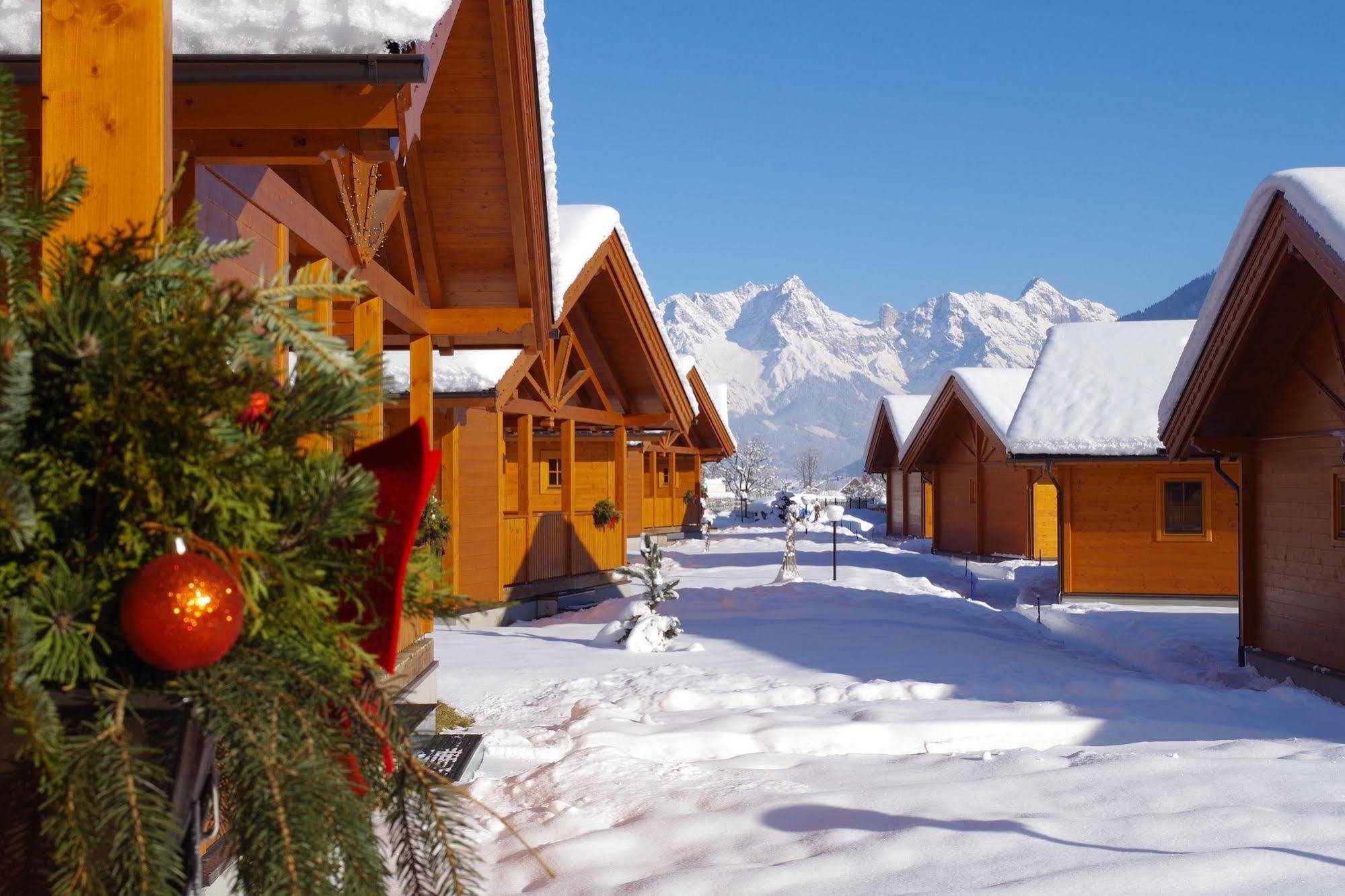 Chaletdorf Zellersee 마이스호펜 외부 사진