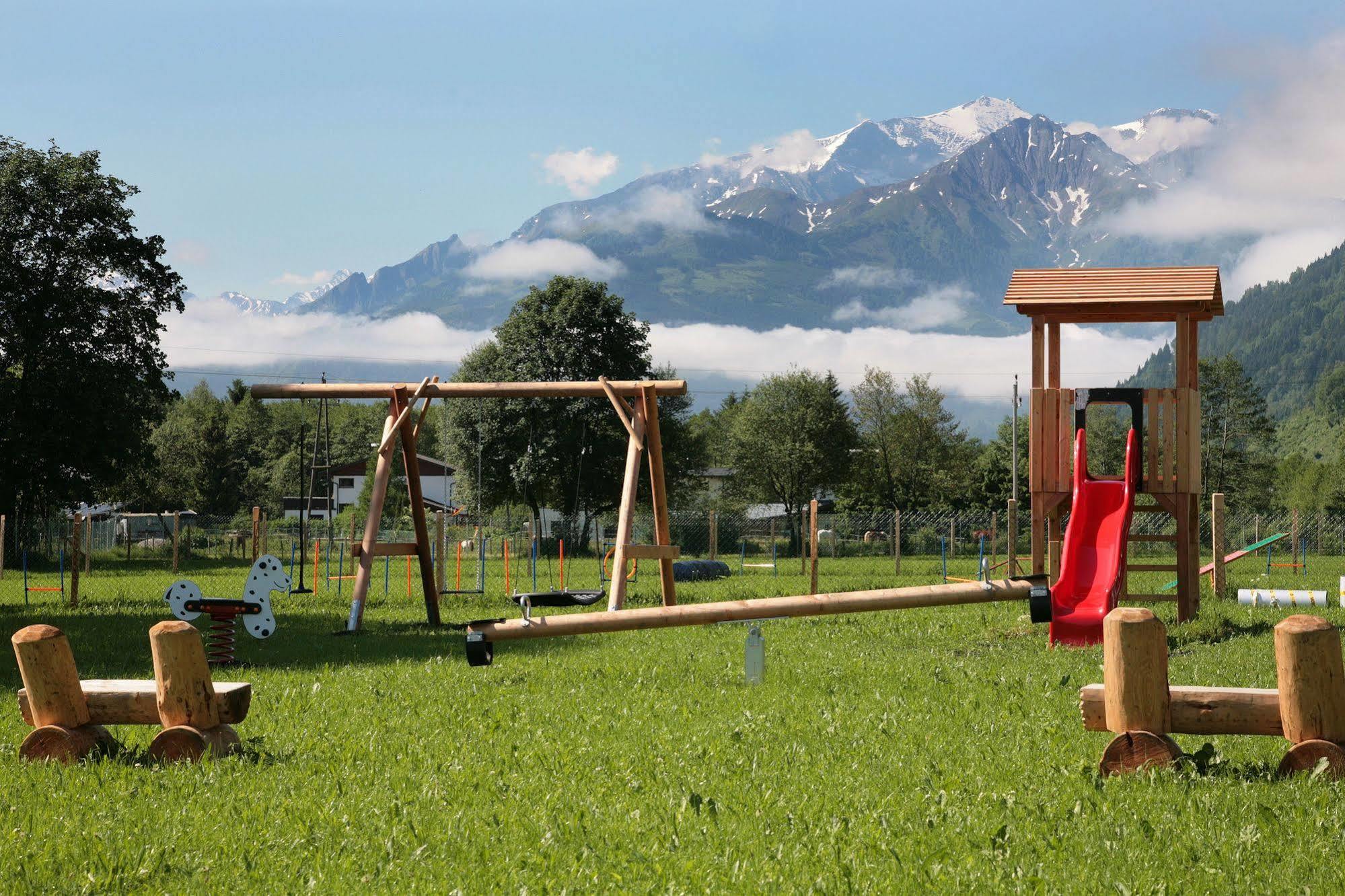 Chaletdorf Zellersee 마이스호펜 외부 사진